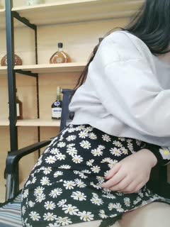 男人扒开添女人下部真人视频【大乐呼呼】JK娘放学后的援助交际1