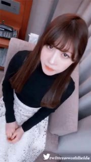 素人の人妻熟女を個室に連れ込んでヌキまくり！